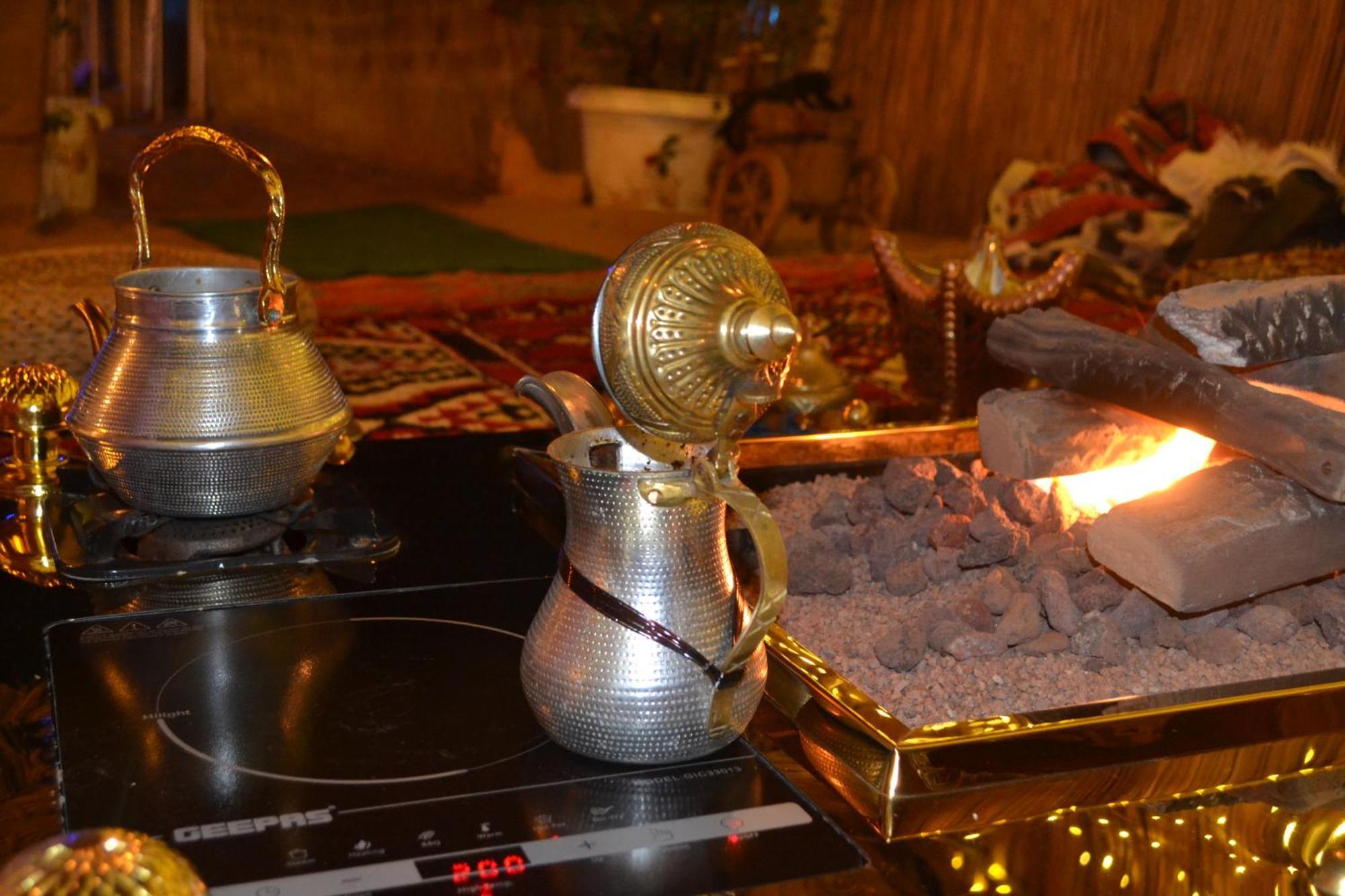 Farm Lebanon Guest House Абу Даби Екстериор снимка